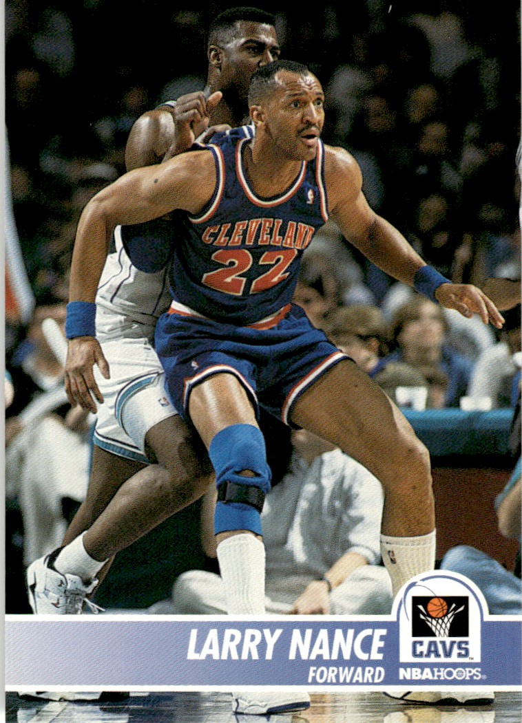 1994-95 NBA Hoops Basketball Card Larry Nance Cleveland Cavaliers