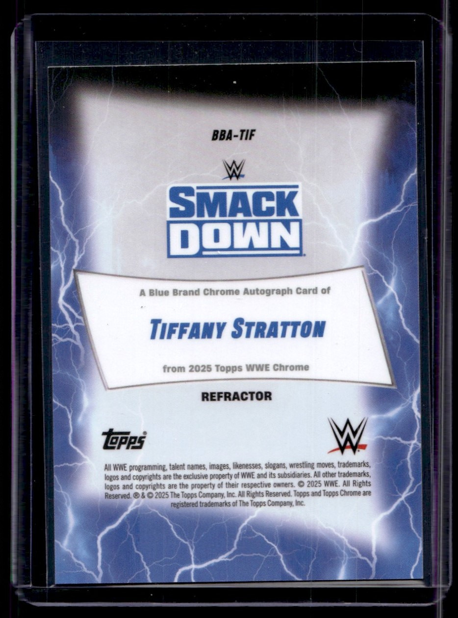 2025 Topps Chrome WWE Smackdown Auto Refractor Tiffany