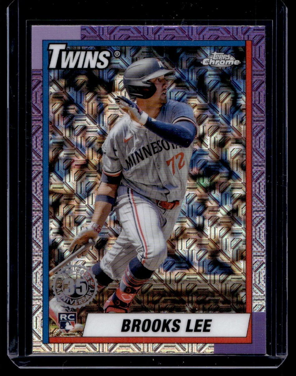 2025 Topps 1990 Baseball 35th Anniversary Chrome Brooks Lee RC