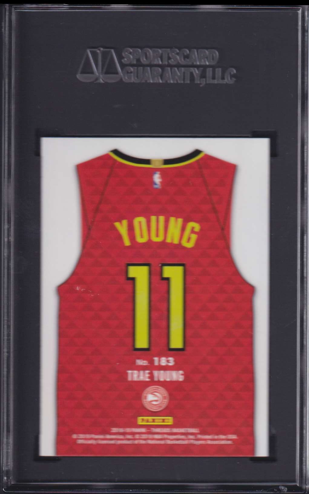 2018-19 PANINI THREADS RED JERSEY TRAE YOUNG RC SGC 9.5 | eBay