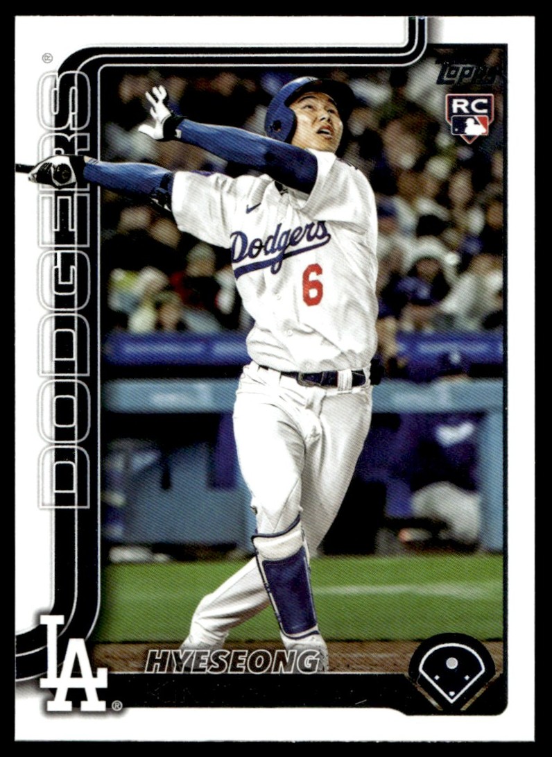 2025 Topps Series 2 Hyeseoong Kim Rookie Los Angeles Dodgers