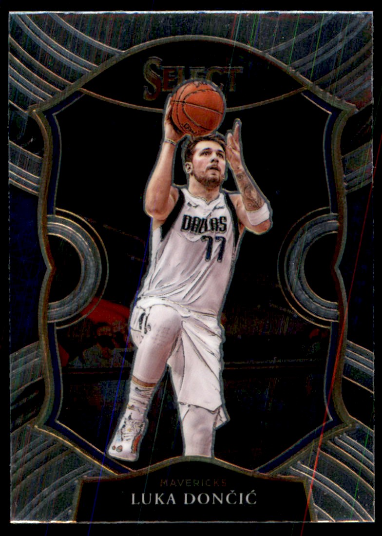 2021-22 Panini Select Luka Doncic #15 on Kronozio