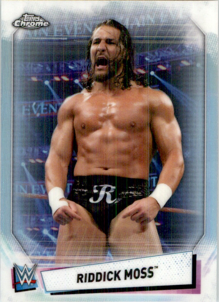 2021 Topps WWE Chrome Refractor Riddick Moss #38 card front image